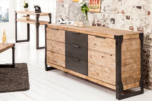 Sideboard Wells